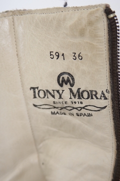 Bota TONY MORA 34 couro na internet