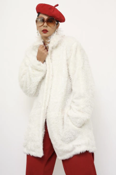 Casaco branco pelucia vintage - comprar online