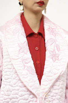 Robe matelasse rosa bordadao longo na internet