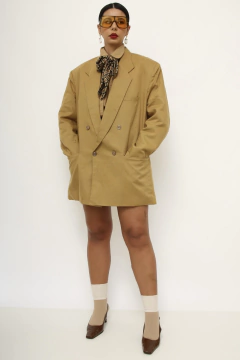Blazer 100% linho camelo na internet