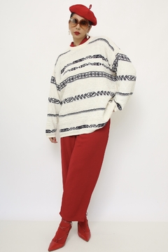 Pulover off white listras azul textura - loja online