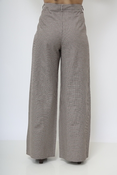 Calça cintura alta vintage xadrez flare na internet