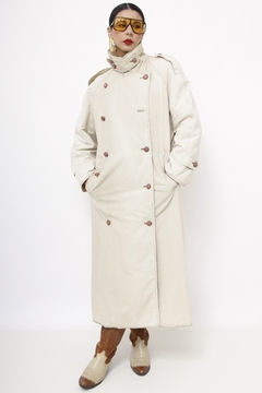 Imagem do Trench Coat forrado bege classico