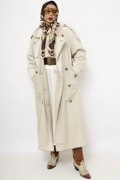 Trench Coat forrado bege classico