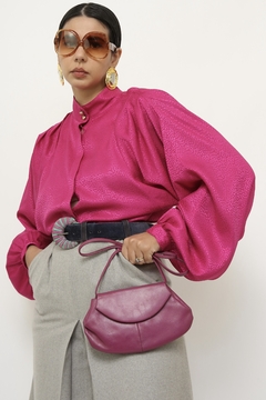 Bolsa couro roxa vintage na internet