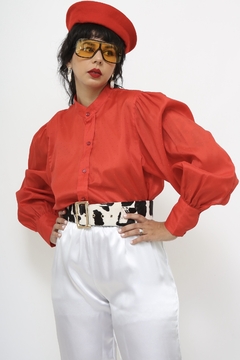 Camisa vermelha manga bufante vintage