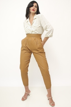 Imagem do Camisa poa vintage creme bolinha