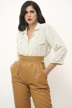 Camisa poa vintage creme bolinha