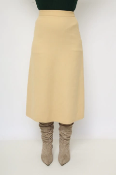 Imagem do Saia midi bege alfaiataria