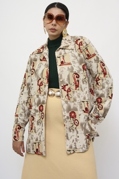 Maxi camisa estampada bege flores vermelha