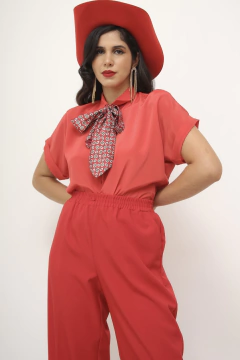 Camisa vermelha classica vintage