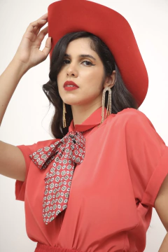 Camisa vermelha classica vintage - Capichó Brechó