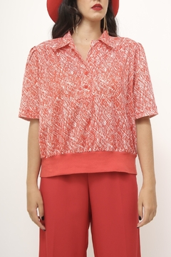 Camisa vermelha com branco pala vintage - Capichó Brechó