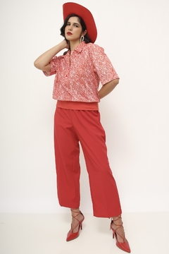 Camisa vermelha com branco pala vintage