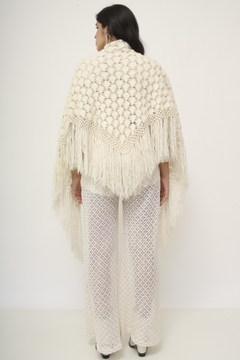 Imagem do Poncho vintage branco franja