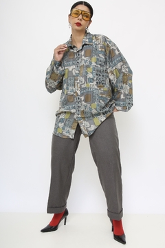 Camisa 100% seda estampada vintage - Capichó Brechó