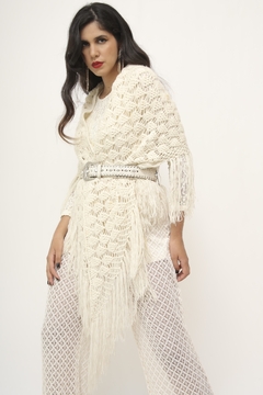 Imagem do Poncho vintage branco franja