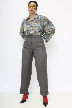 Calça cinza vintage alfaiataria leve riscas na internet
