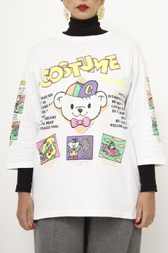 Camiseta COSTUME vintage estampa na internet