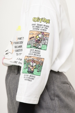 Camiseta COSTUME vintage estampa na internet