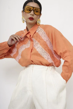 Camisa laranja renda vintage na internet