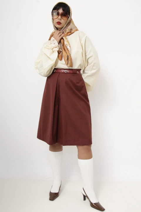 Bermudão vinho cintura alta vintage