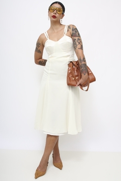 Vestido recorte busto formato cone acetinado - comprar online