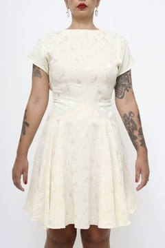 Vestido acetinado vintage recorte costas - comprar online