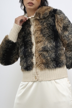 Tricot pelucia vintage creme - Capichó Brechó