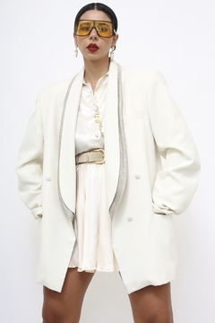 Blazer branco forrado det tela brilho - Capichó Brechó