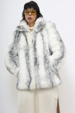 Casaco branco pelo vintage forrado