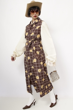 Vestido marrom margaridas vintage - Capichó Brechó
