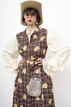 Vestido marrom margaridas vintage