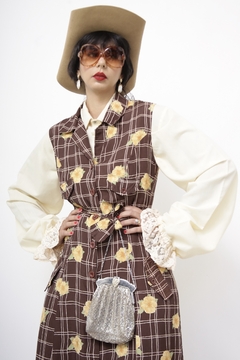 Vestido marrom margaridas vintage