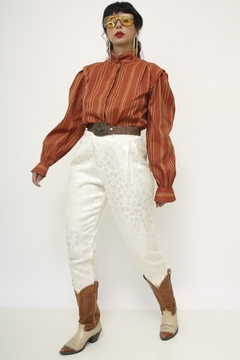 Calça acetinada off white cintura alta - Capichó Brechó