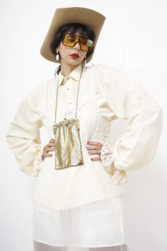 Bolsa dourada fecho de anjo WHITING e DAVIS CO.BAGS - Capichó Brechó