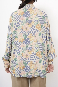 Camisa estampa pastel manga longa - comprar online