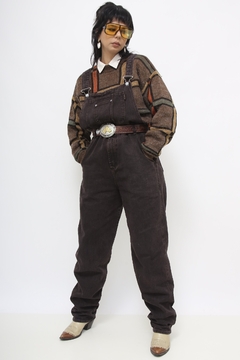 Macacao jardineira marrom vintage jeans - loja online