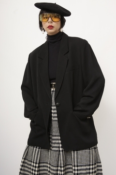 Imagem do Blazer preto forrado classico