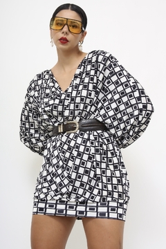 Blusa vestido xadrez ombreira malha fria