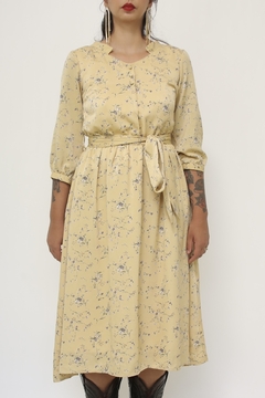 Vestido amarelo floral mng 3/4 - comprar online