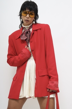 Imagem do Blazer vermelho alongado ombreira