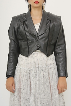 jaqueta couro cropped preto
