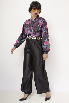 Camisa estampada manga longa flores vintage