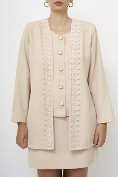 Conjunto bege BLAZER + SAIA - loja online