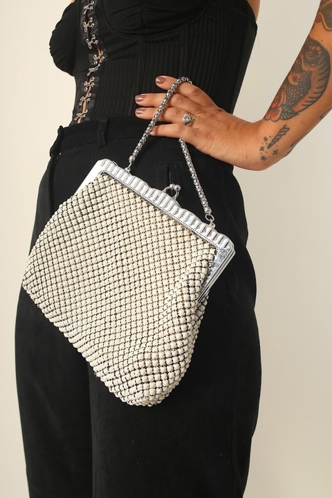 Bolsa de mão malha metal branca