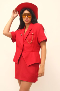 Blazer vermelho manga curta Evan Picone na internet