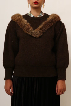 Pulover marrom recorte pelucia - loja online