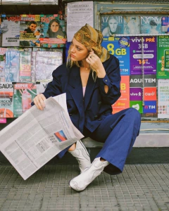 Calça alfaiataria cintura mega alta pantalona na internet