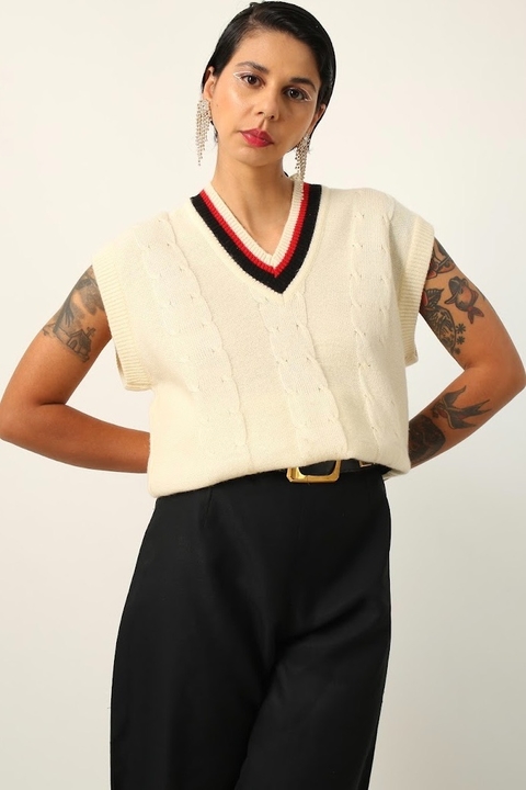 Pulover esportivo DIANA creme gola color